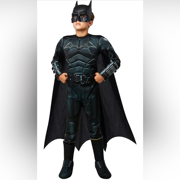 NWT Kids Boys THE BATMAN Halloween Costume Mask Cape LIGHTUP Muscle Chest Size M - Picture 1 of 6